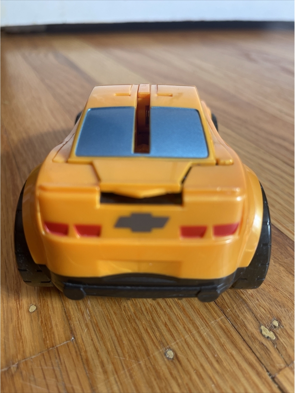 Transformers Bumblebee Bumper Battlers Action Figure Transforms 2008 Hasbro Tomy - Picture 7 of 9
